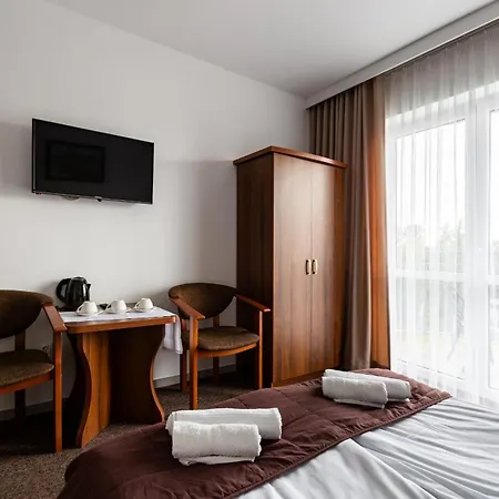 Maszoperii 15 Bed & Breakfast Chłapowo